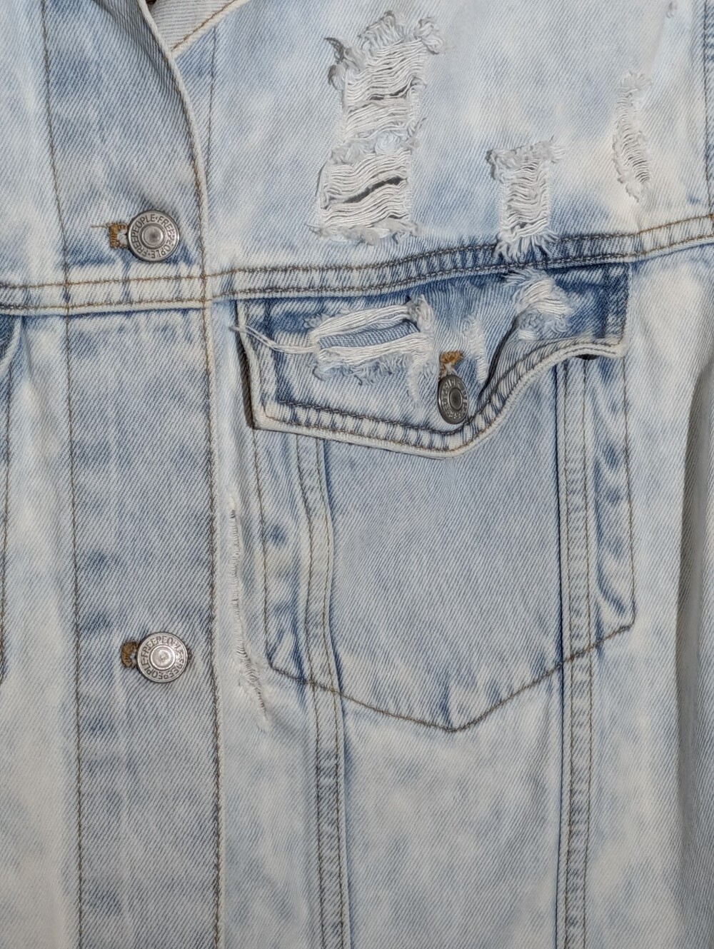 We The free, Light Wash, Long, Distressed, Trucker Denim Jacket - Women M/L - Picture 3 of 12